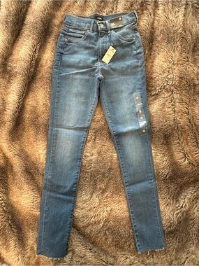 Express | Women’s High-Rise Skinny Jeans | Medium Blue Wash | 0